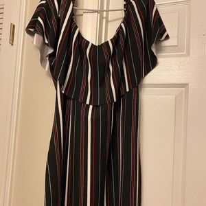 Dresses sizes 16W-20W, 2x and 3x.